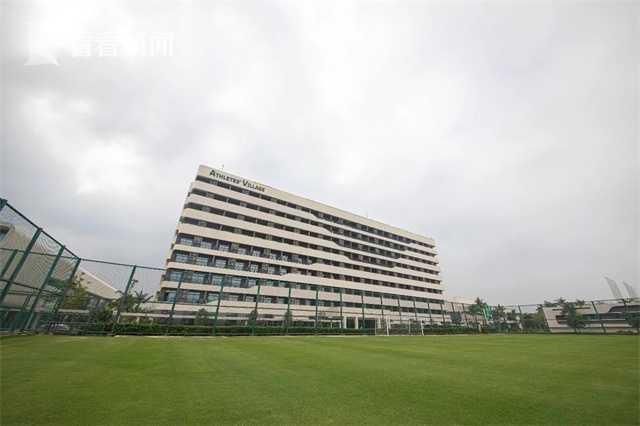 全场比赛结束，那不勒斯2-1卡利亚里。